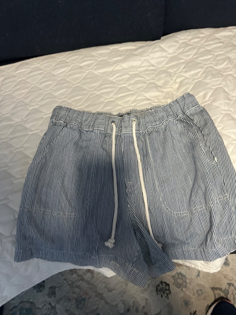 Shorts - Picture 4 of 4